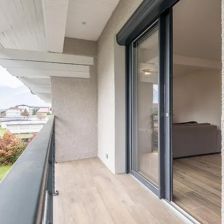 De Standing 阿尔贝维尔